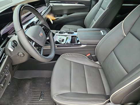 New 2026 Cadillac Escalade Sport w/ Touring Package AWD/4WD image 9