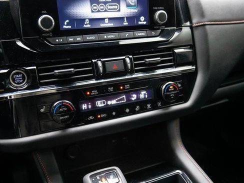 Used 2024 Nissan Pathfinder Rock Creek image 30