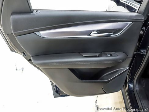 Used 2022 Cadillac XT5 Luxury FWD image 25