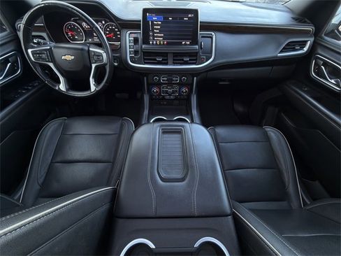 Used 2021 Chevrolet Tahoe Premier w/ Premium Package image 10