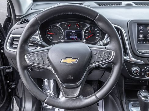 Used 2020 Chevrolet Equinox LT AWD/4WD image 23