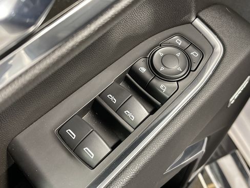 Used 2023 GMC Sierra 1500 SLT w/ SLT Premium Package image 10