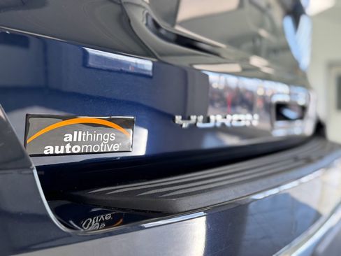 Used 2021 GMC Yukon Denali w/ Denali Premium Package image 45