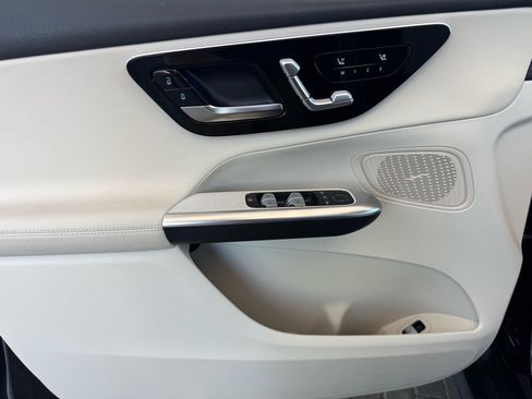 Certified 2025 Mercedes-Benz GLC 300 image 15