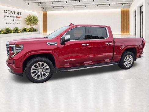 Used 2024 GMC Sierra 1500 Denali AWD/4WD image 5