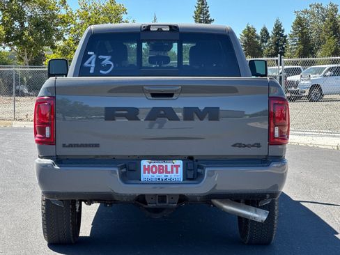 New 2026 RAM 2500 Laramie AWD/4WD image 4