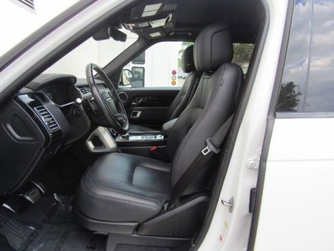 Used 2022 Land Rover Range Rover Westminster Edition image 16