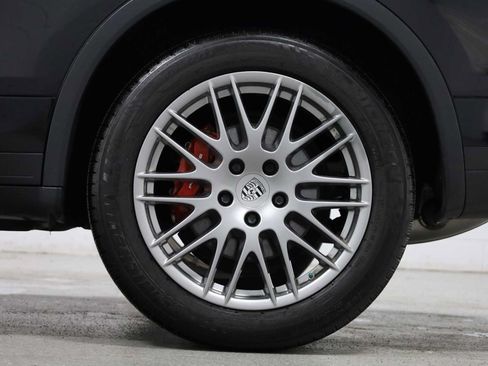 Used 2016 Porsche Cayenne S AWD/4WD image 39