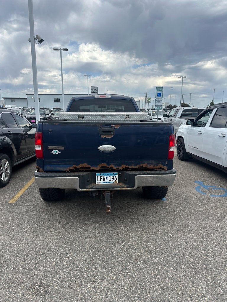 Used 2007 Ford F150 XLT AWD/4WD image 4