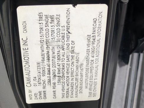 Used 2004 Chevrolet Tracker LT image 23