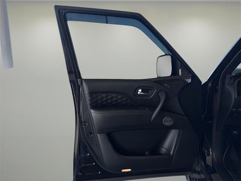 Used 2021 INFINITI QX80 Sensory w/ All-Season Package image 12