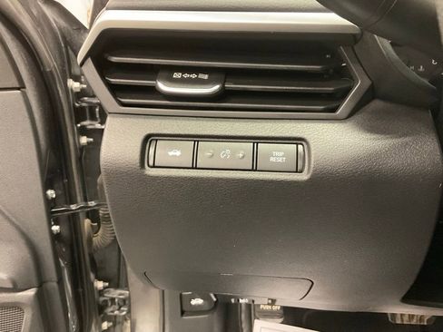 Used 2021 Nissan Altima 2.5 SV image 18