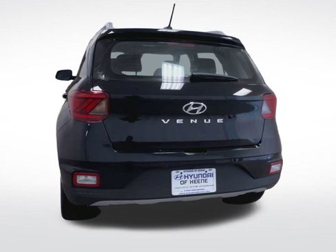 New 2026 Hyundai Venue SEL image 19