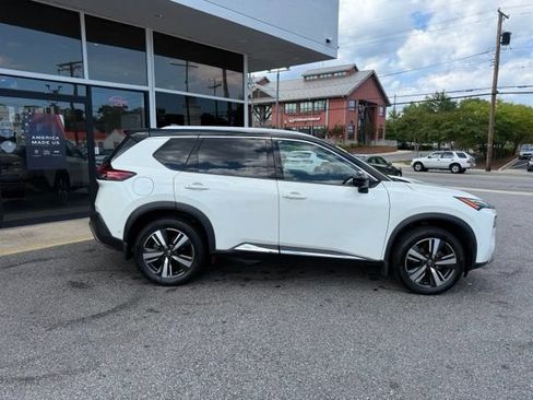 Used 2022 Nissan Rogue Platinum w/ Head-Up Display Package AWD/4WD image 29