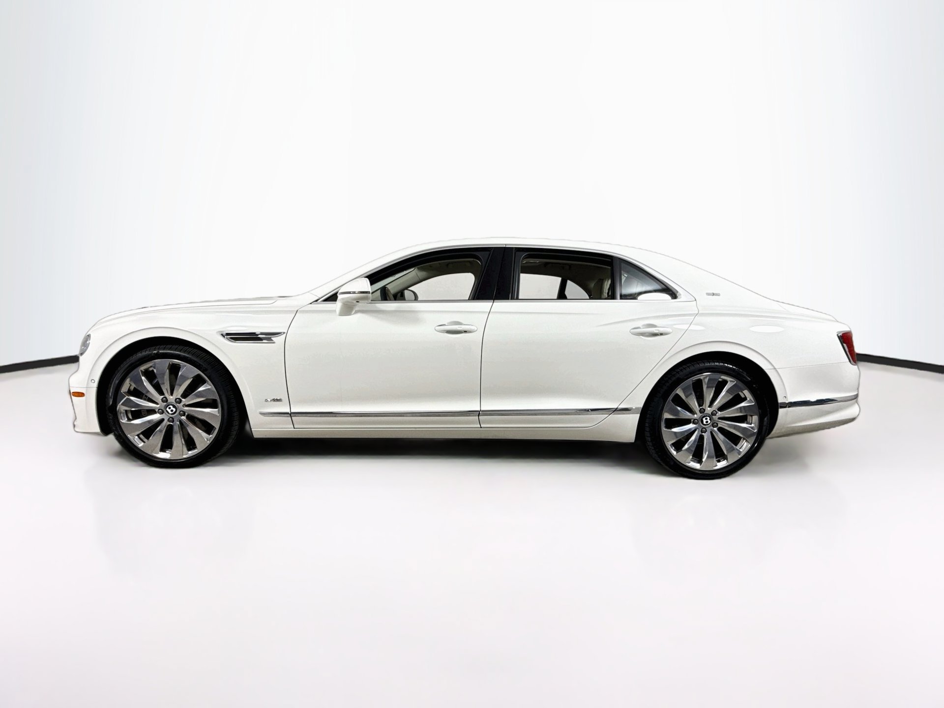 Used 2021 Bentley Flying Spur W12 AWD/4WD image 4