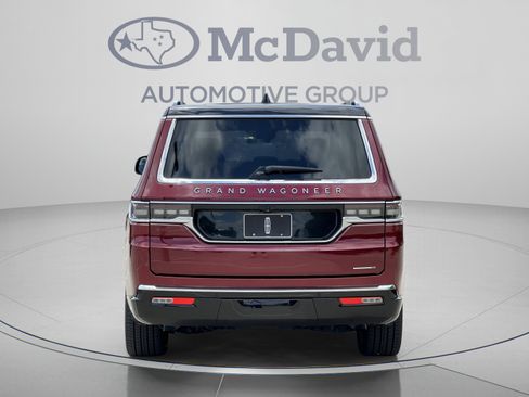 Used 2024 Jeep Grand Wagoneer L Series III AWD/4WD image 6