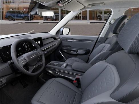 New 2025 Kia EV9 Wind image 17
