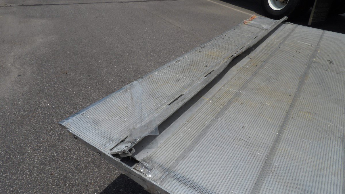 Used 2016 Ford F750 2WD Regular Cab Super Duty image 28