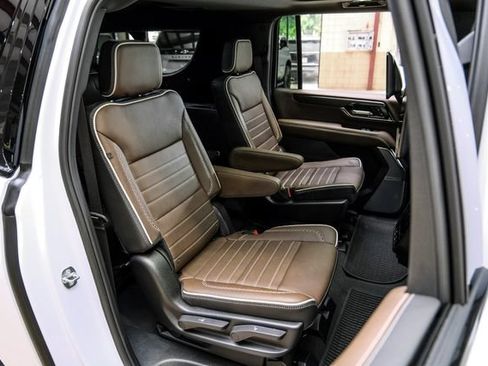 Used 2026 GMC Yukon XL Denali Ultimate AWD/4WD image 53