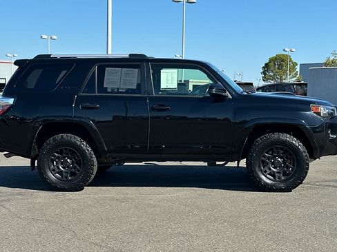 Used 2015 Toyota 4Runner TRD Pro AWD/4WD image 6