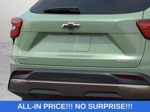 New 2026 Chevrolet Trax ACTIV FWD image 24
