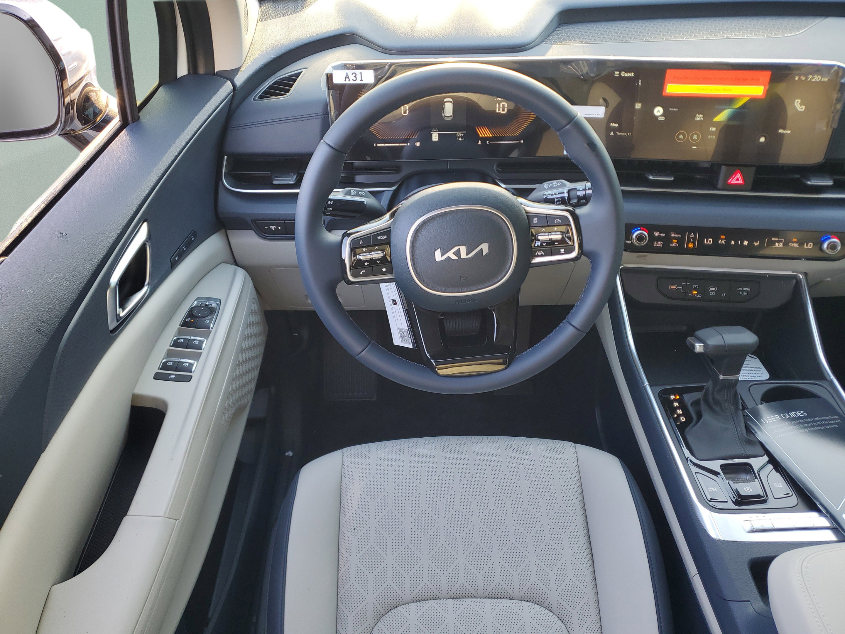 New 2026 Kia Carnival EX FWD image 8