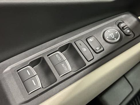 Certified 2025 Honda Accord SE image 19