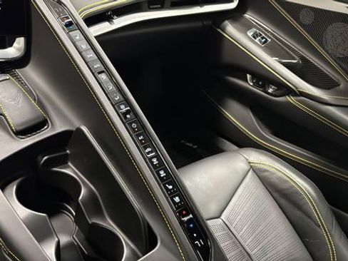 Used 2021 Chevrolet Corvette Stingray Premium Cpe w/ Z51 Performance Package RWD image 22