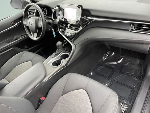 Used 2021 Toyota Camry LE image 16