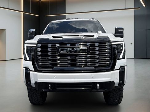 Used 2025 GMC Sierra 2500 Denali Ultimate AWD/4WD image 9