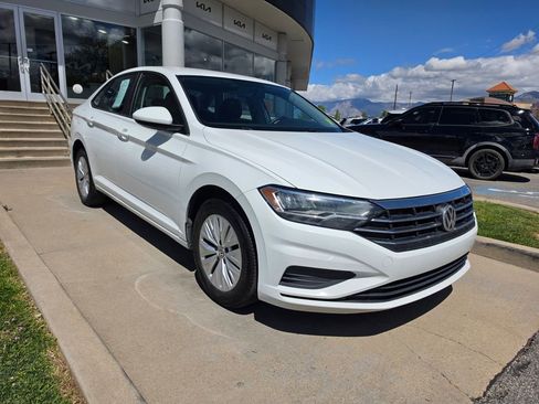 Used 2019 Volkswagen Jetta S w/ Driver Assistance Package FWD image 3