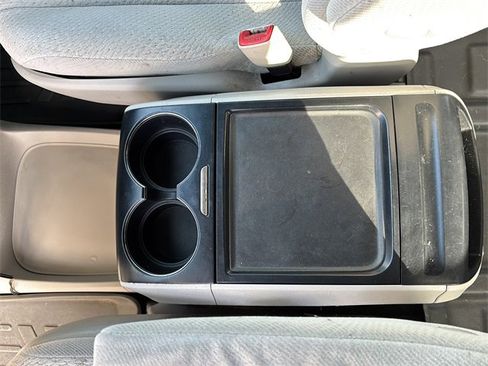 Used 2012 Toyota Sienna LE image 17