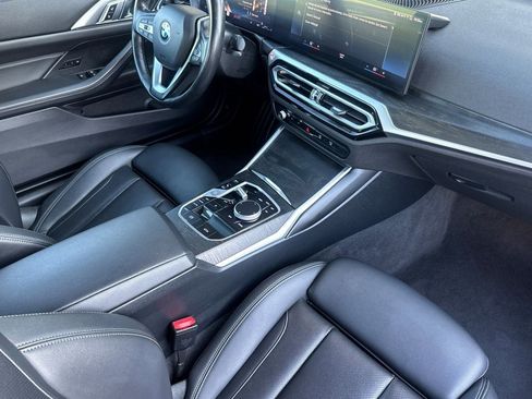 Used 2024 BMW 430i Convertible image 32