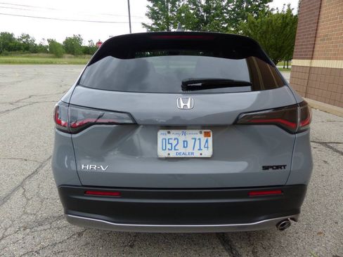 Used 2024 Honda HR-V Sport image 7