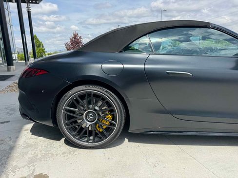 New 2025 Mercedes-Benz SL 63 AMG 4MATIC image 9