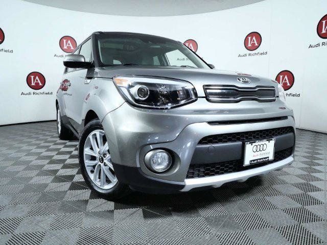 Used 2017 Kia Soul + w/ Primo Package FWD image 2