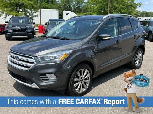 Used 2018 Ford Escape Titanium AWD/4WD image 1