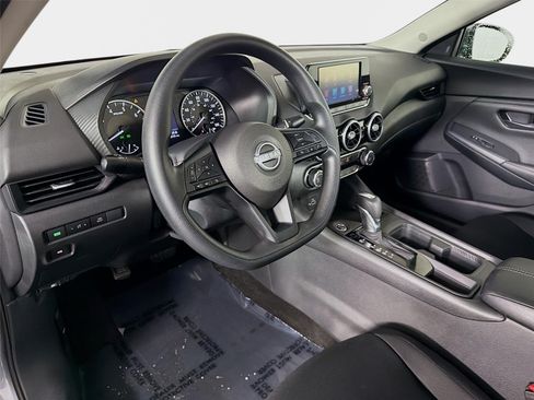 Certified 2024 Nissan Sentra S FWD image 9