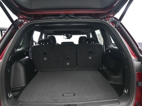 New 2025 Jeep Grand Cherokee Laredo X image 25