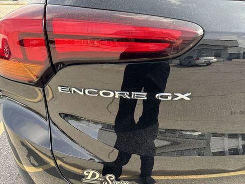 Used 2023 Buick Encore GX Preferred w/ Cold Weather Comfort Package FWD image 29