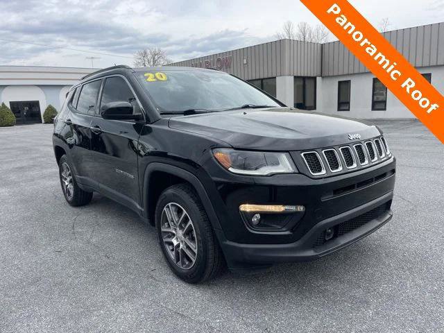 Certified 2020 Jeep Compass Latitude AWD/4WD image 1