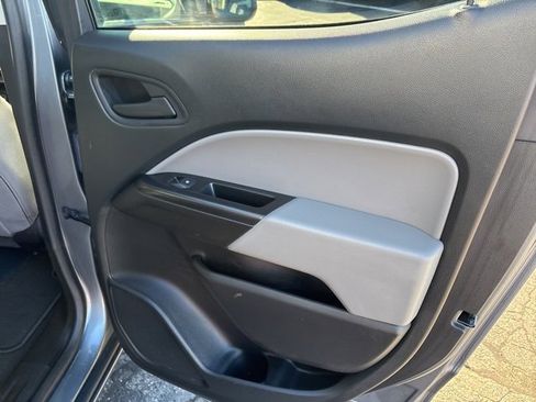 Used 2022 Chevrolet Colorado W/T w/ Custom Special Edition image 37