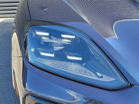 New 2026 Porsche Cayenne image 15