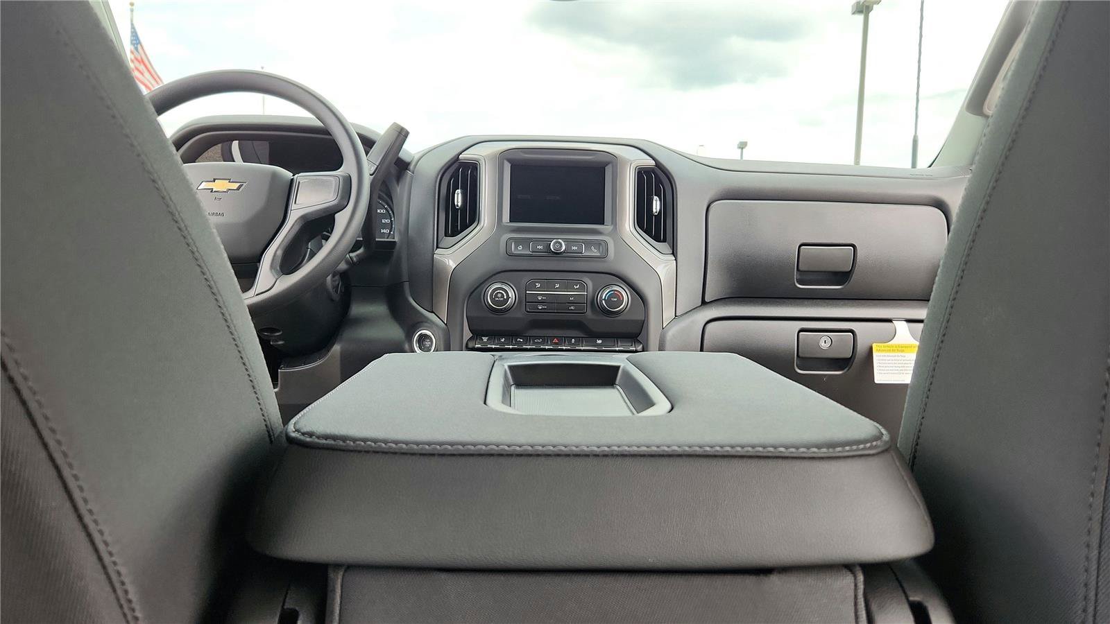 New 2026 Chevrolet Silverado 2500 Custom w/ Custom Value Package AWD/4WD image 16