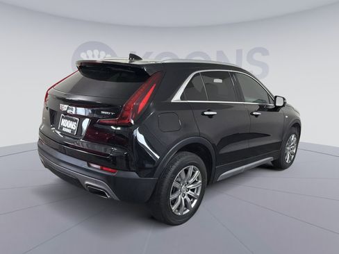Used 2023 Cadillac XT4 Premium Luxury w/ Technology Package AWD/4WD image 7