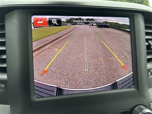 Used 2024 RAM 3500 Big Horn image 28