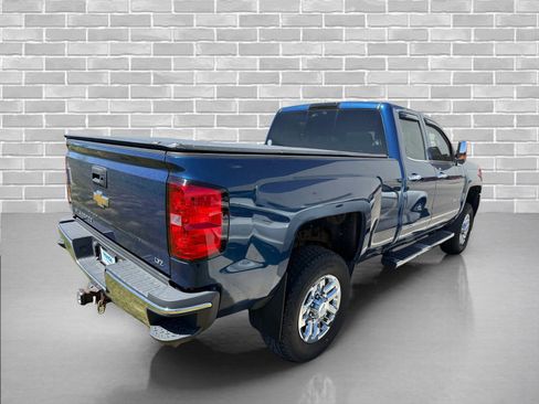 Used 2016 Chevrolet Silverado 2500 LTZ w/ Z71 Package, Off-Road AWD/4WD image 4