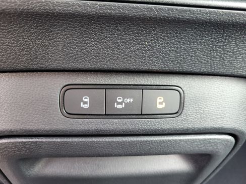 New 2025 Volkswagen ID. Buzz Pro S image 30