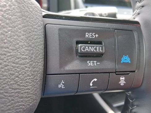 Used 2026 Nissan Rogue SL AWD/4WD image 25