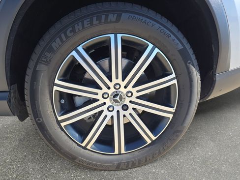 Certified 2024 Mercedes-Benz GLE 450 GLE 450 image 32